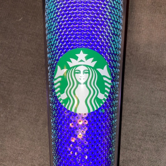 Sequin Starbucks tumbler Christmas 2020 - Picture 3 of 5